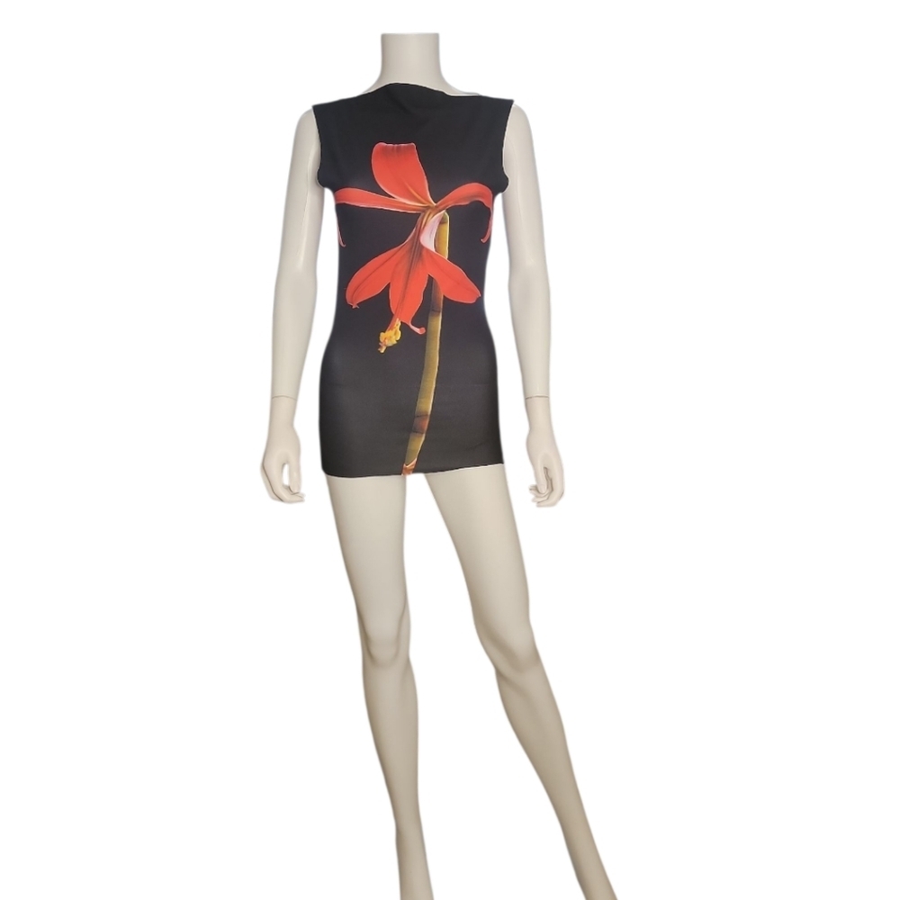 NWT $127 REVOLVE Sprekelia Shapewear Vest in Black Floral Large - Picture 3 of 6